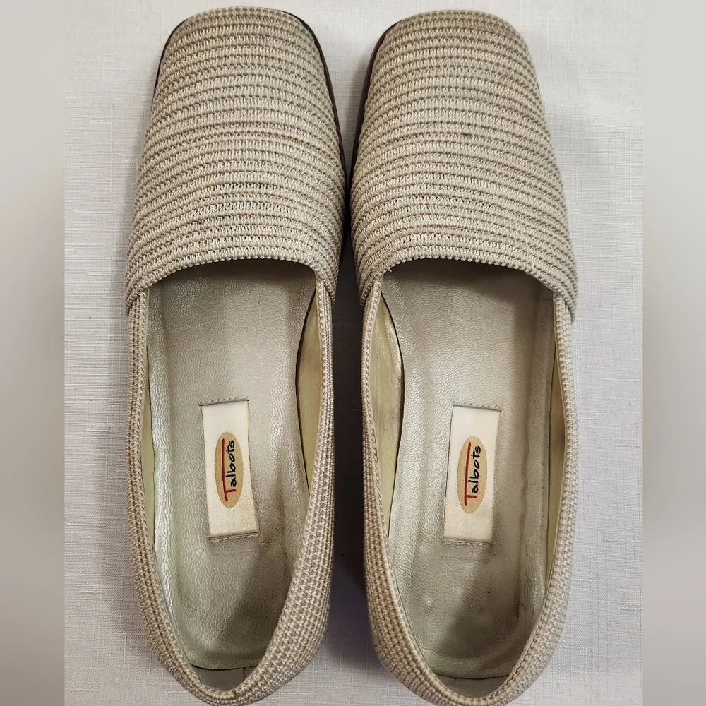 Talbots Low Heel Loafers Natural Color Woven. Size 8